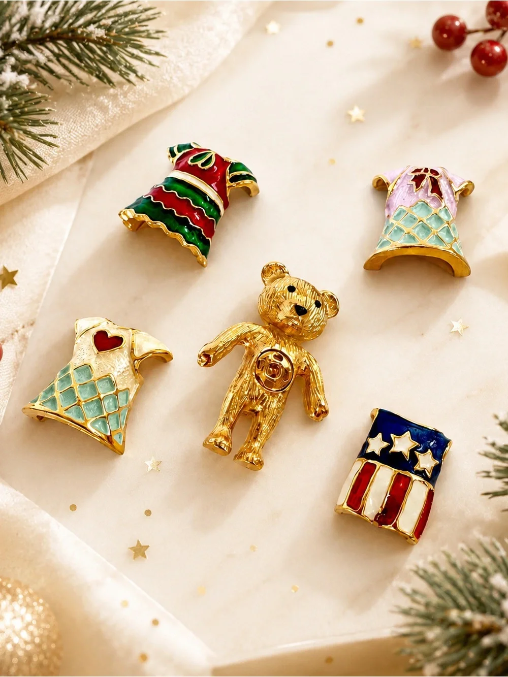 Vintage NOS Interchangeable Teddy Bear Brooch with 5 Enamel Outfits